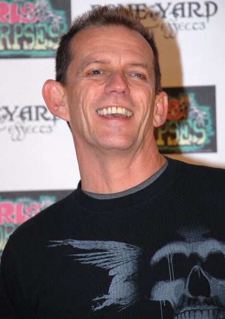 Ezra Buzzington, 2008
