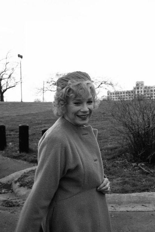 Shirley MacLaine, 2009