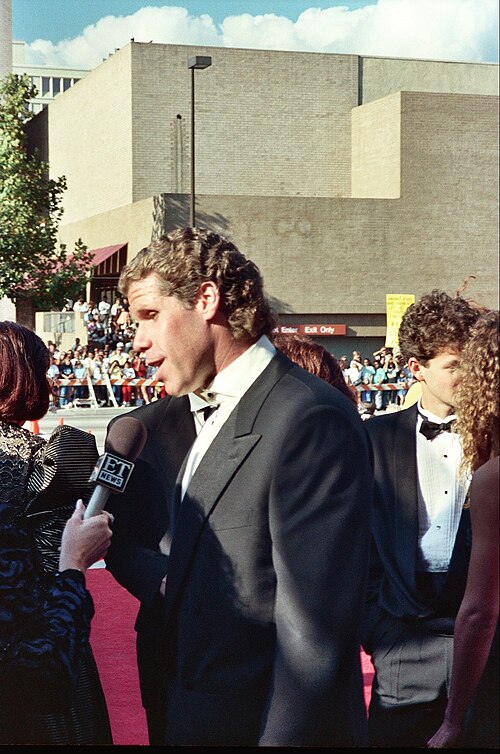 Ron Perlman, 1989