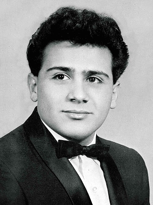 Danny DeVito, 1962