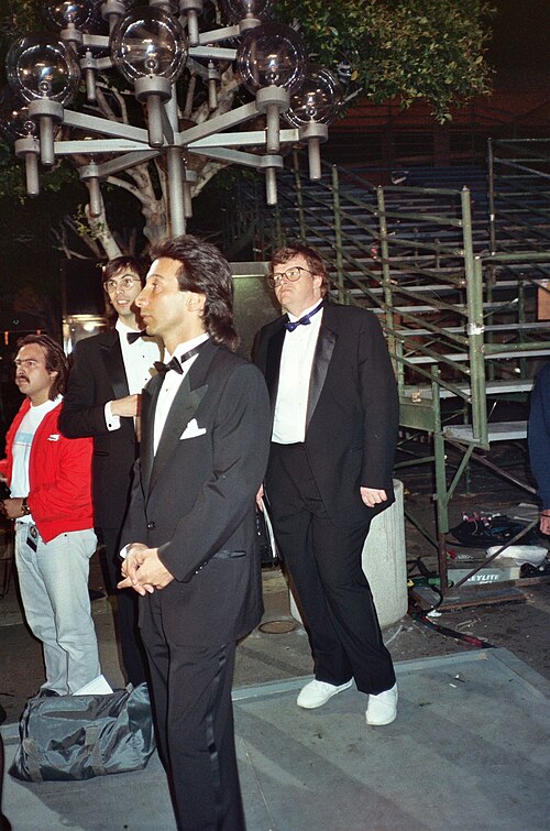 Michael Moore, 1990