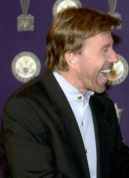 Chuck Norris, 2000