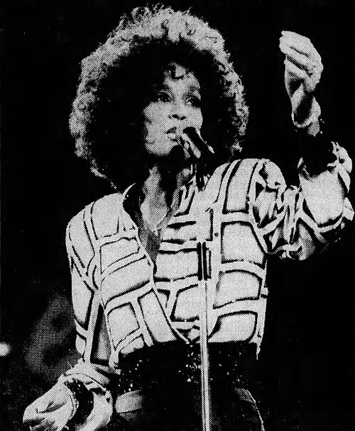 Whitney Houston, 1987