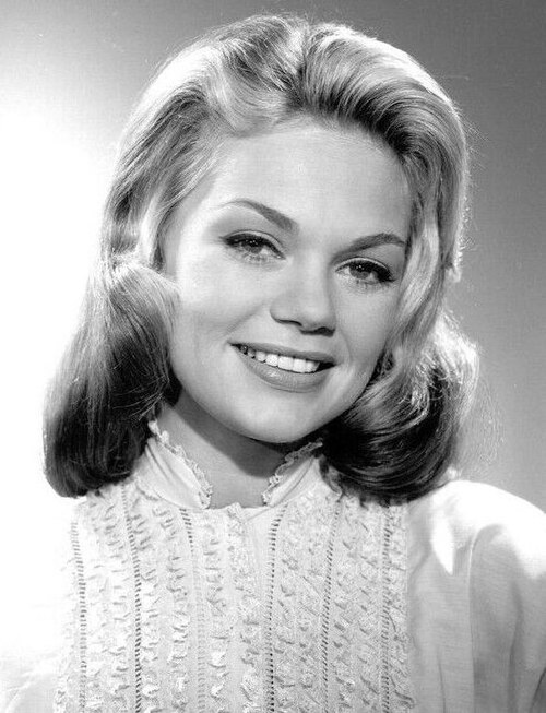 Dyan Cannon, 1960