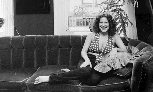 Bette Midler, 1973