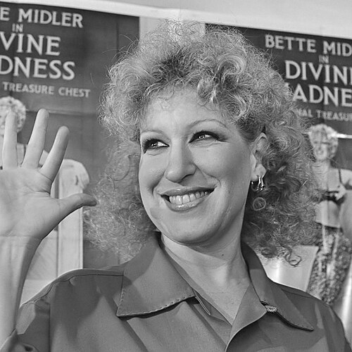 Bette Midler, 1981