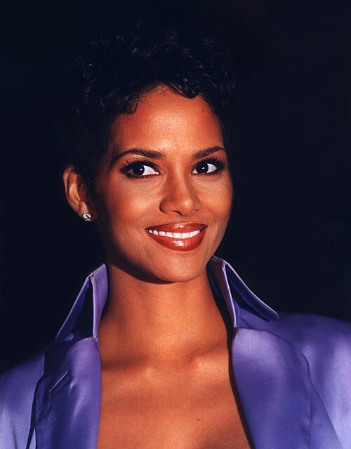 Halle Berry, 2010