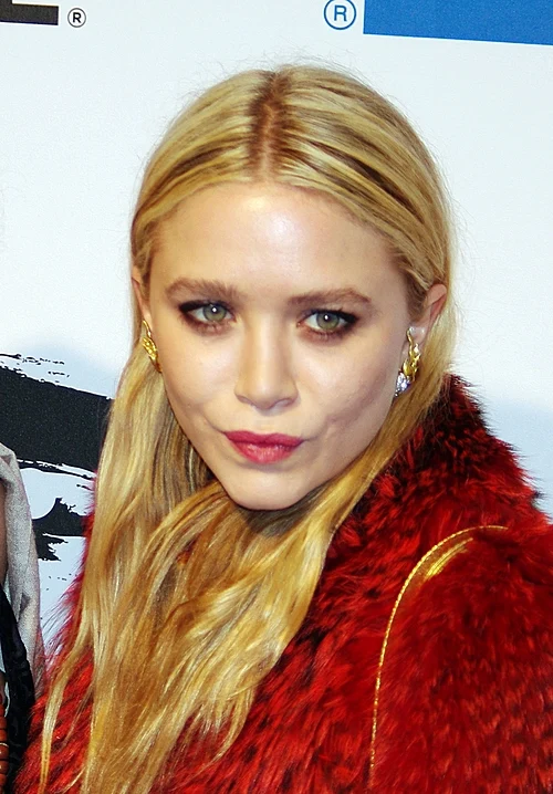 Mary-Kate Olsen, 2011
