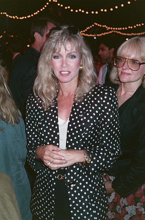 Donna Mills, 1990