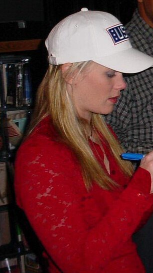 Alison Sweeney, lata 10.