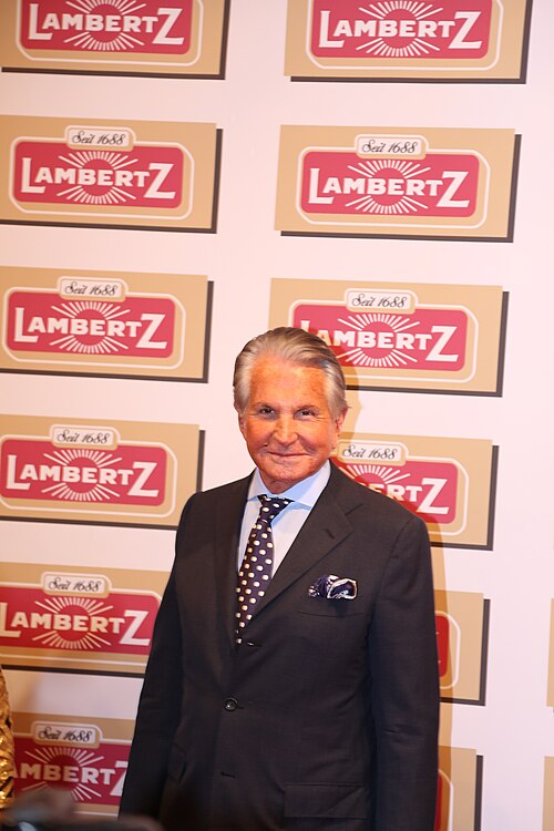 George Hamilton, 2017