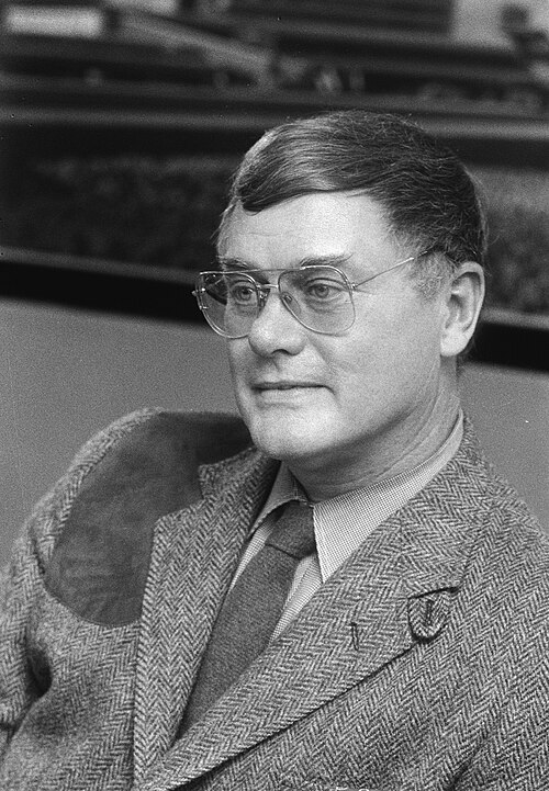 Larry Hagman, 1983