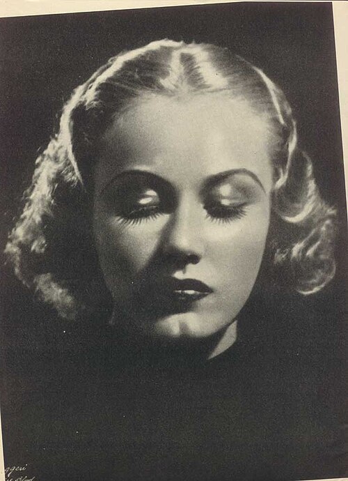 Fay Wray, 1933