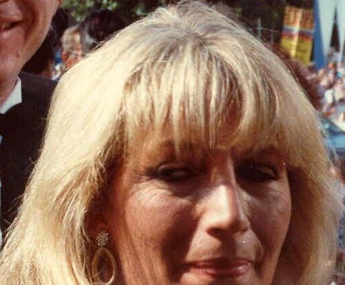 Penny Marshall, 1988