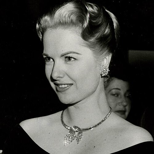 Martha Hyer, 1958