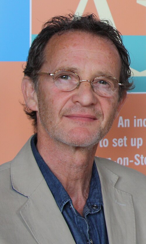 Zdjęcie: Anton Lesser