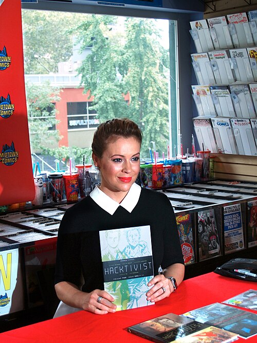 Alyssa Milano, 2015