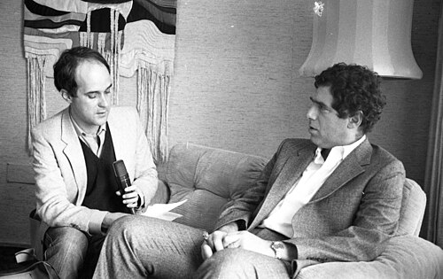Elliott Gould, 1984