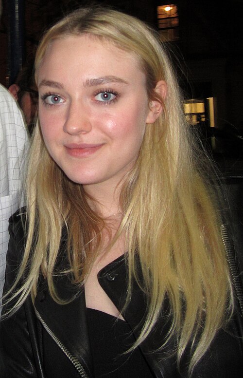 Dakota Fanning, 2016