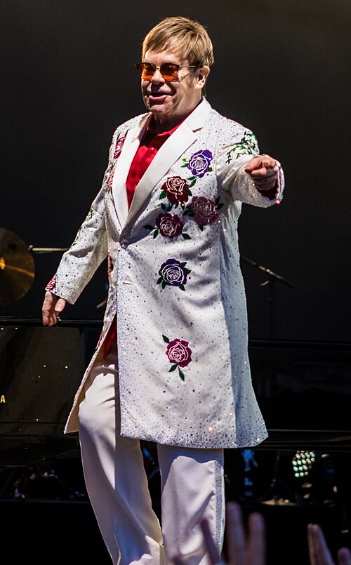 Elton John, 2017