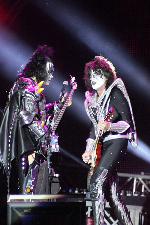 Gene Simmons, 2013