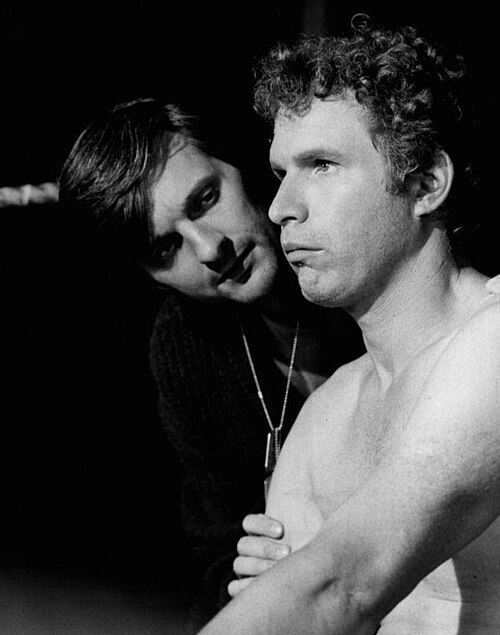 Wayne Rogers, 1972