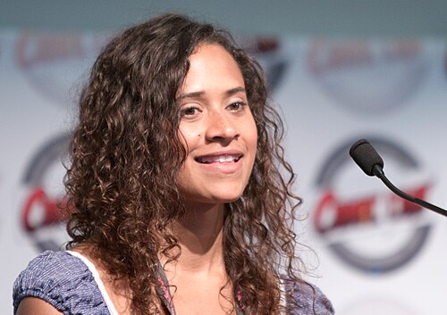 Zdjęcie: Angel Coulby