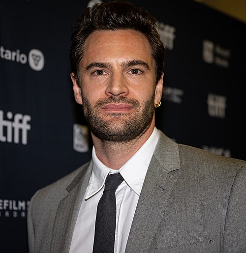 Zdjęcie: Tom Bateman
