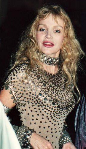 Arielle Dombasle, 2000