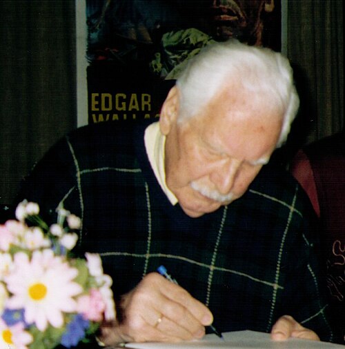 Zdjęcie: Friedrich Schoenfelder