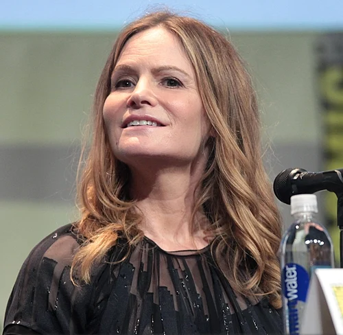Jennifer Jason Leigh, 2015