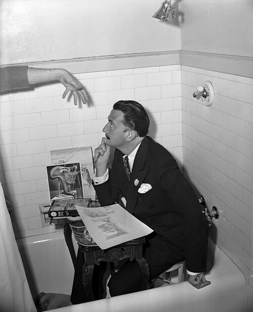 Salvador Dalí, 1944