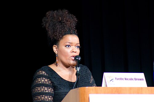 Yvette Nicole Brown, 2014