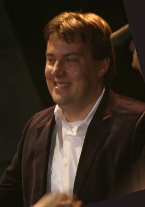 Zdjęcie: Miles Millar