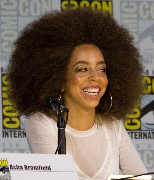 Zdjęcie: Hayley Law