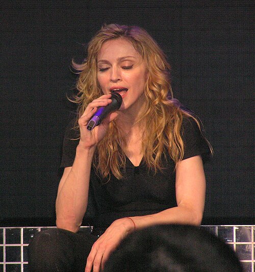 Madonna, 2006