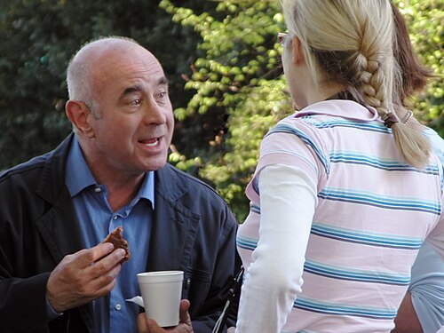 Bob Hoskins, 2011
