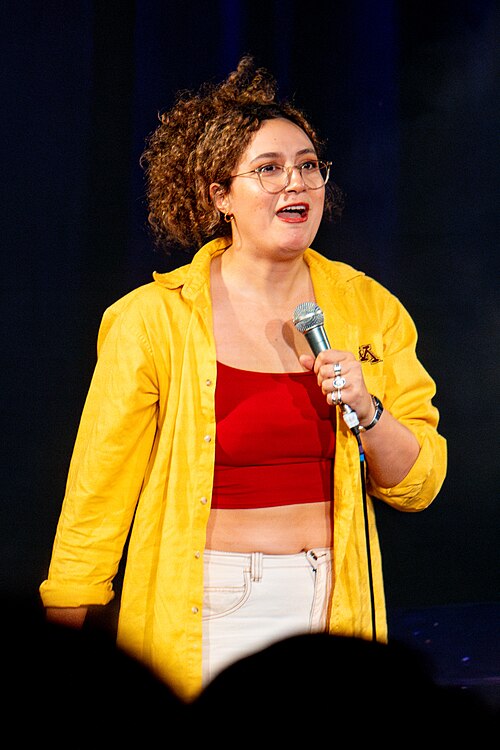 Zdjęcie: Rose Matafeo