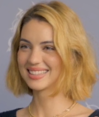 Zdjęcie: Adelaide Kane