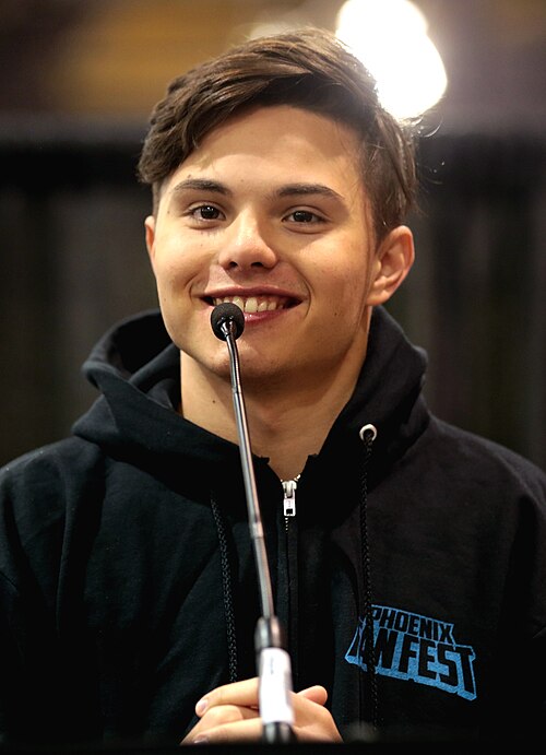 Zdjęcie: Zach Callison