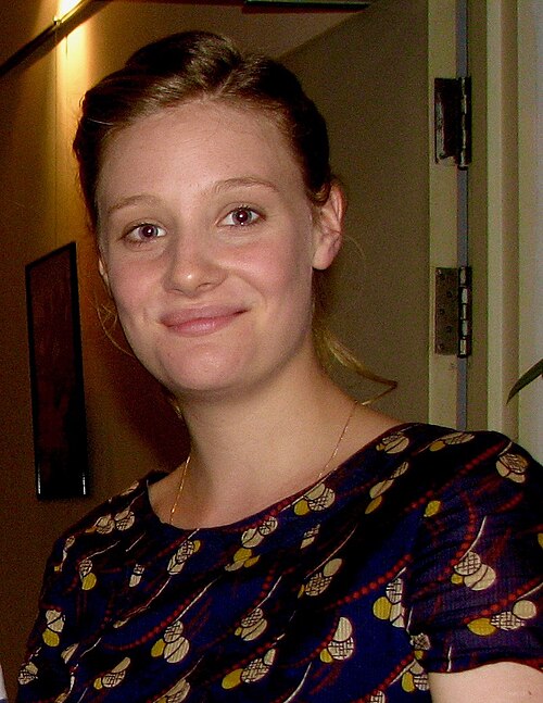 Zdjęcie: Romola Garai