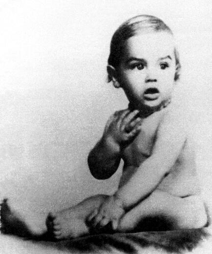 Alain Delon, 1936