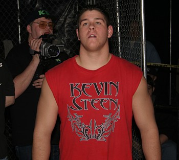 Kevin Steen, 2004
