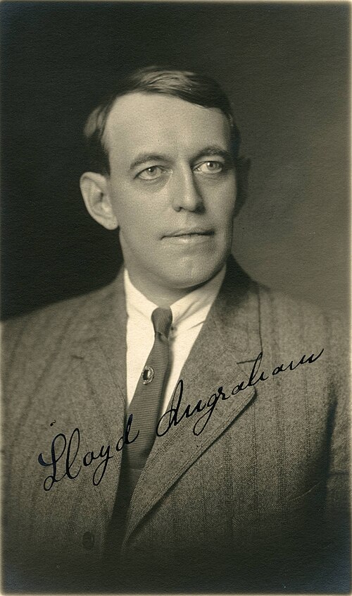 Lloyd Ingraham, 1911