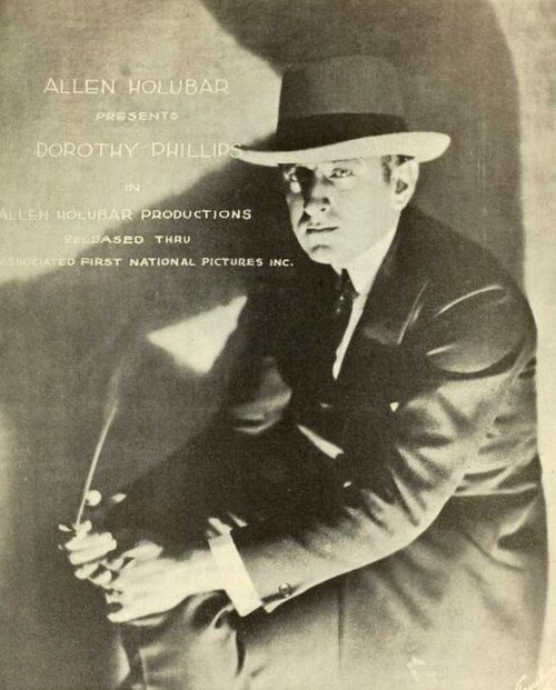 Zdjęcie: Allen Holubar