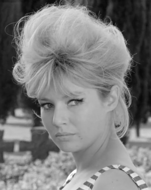Zdjęcie: Annette Stroyberg