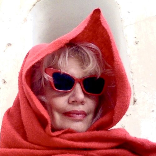 Zdjęcie: Catherine Belkhodja