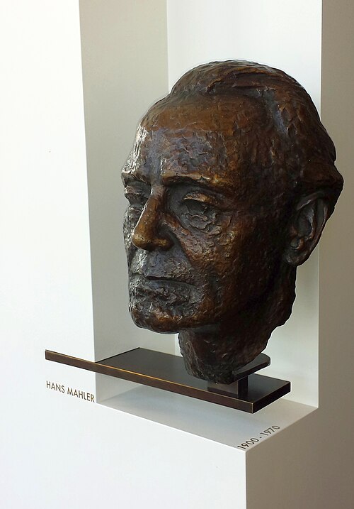 Zdjęcie: Hans Mahler